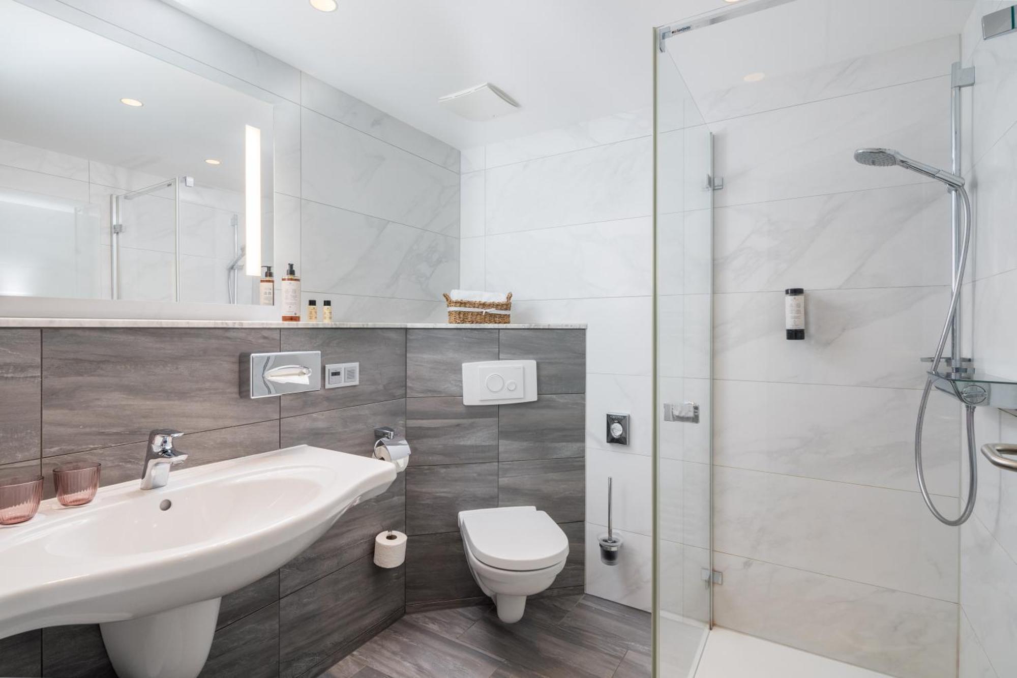 Parkhotel Gueldene Berge Weissenfels Luaran gambar