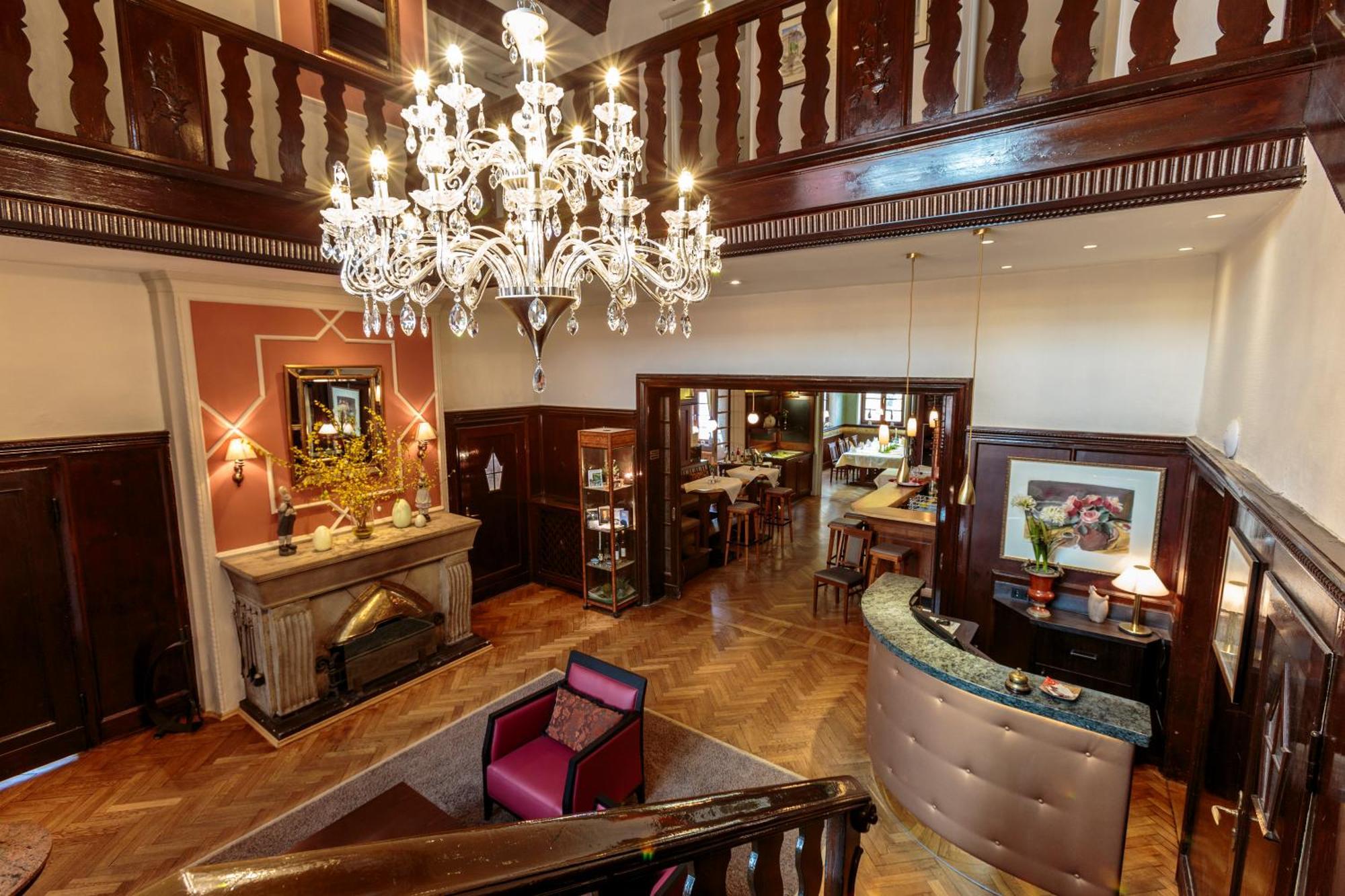 Parkhotel Gueldene Berge Weissenfels Bilik gambar