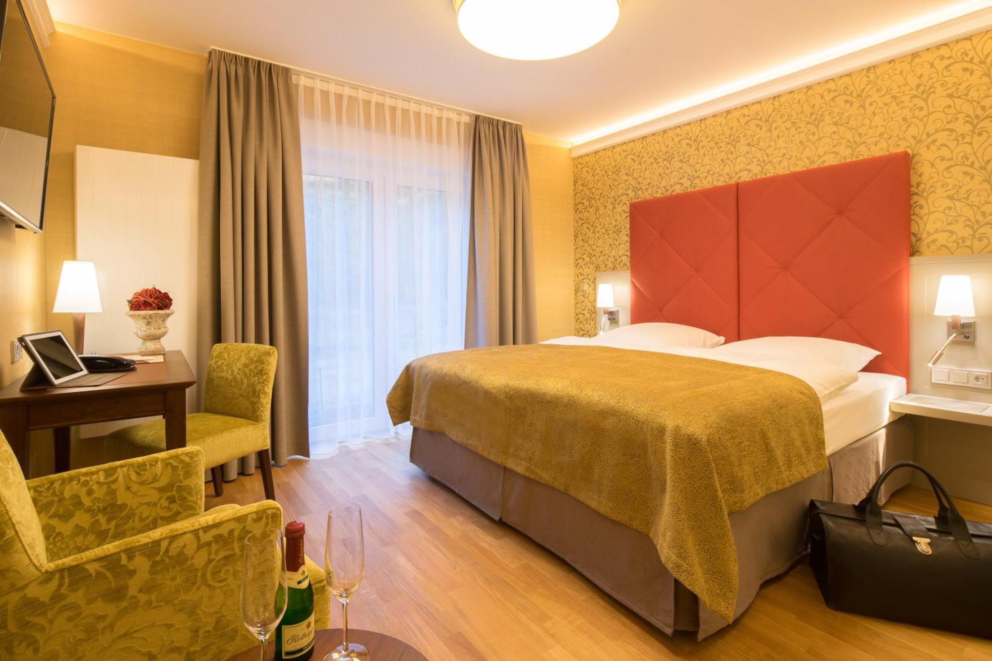 Parkhotel Gueldene Berge Weissenfels Luaran gambar