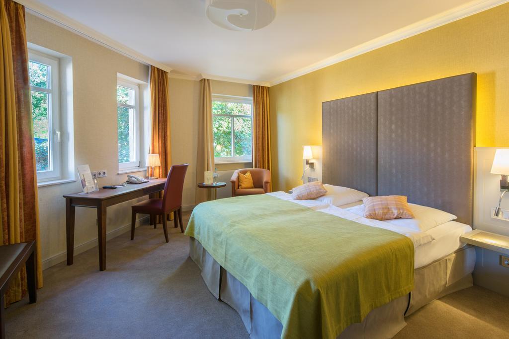 Parkhotel Gueldene Berge Weissenfels Luaran gambar